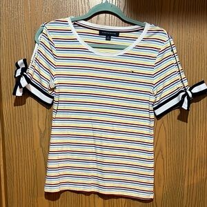 Tommy Hilfiger open short sleeved, striped shirt with accent bows size small
